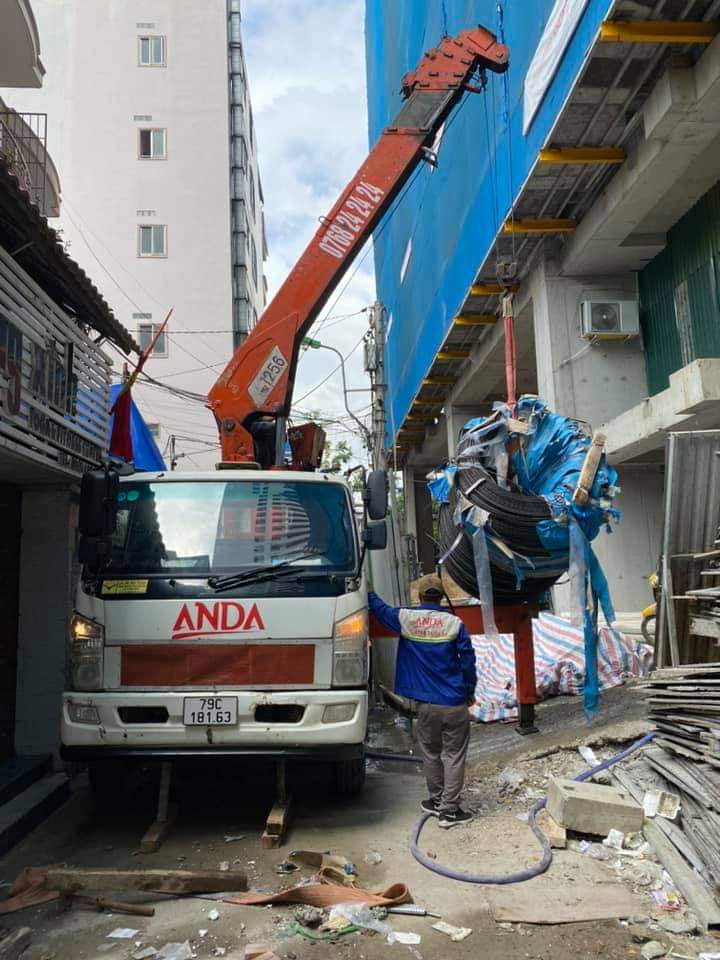 giải pháp cẩu hàng hóa chuyên nghiệp tại Khánh Hòa