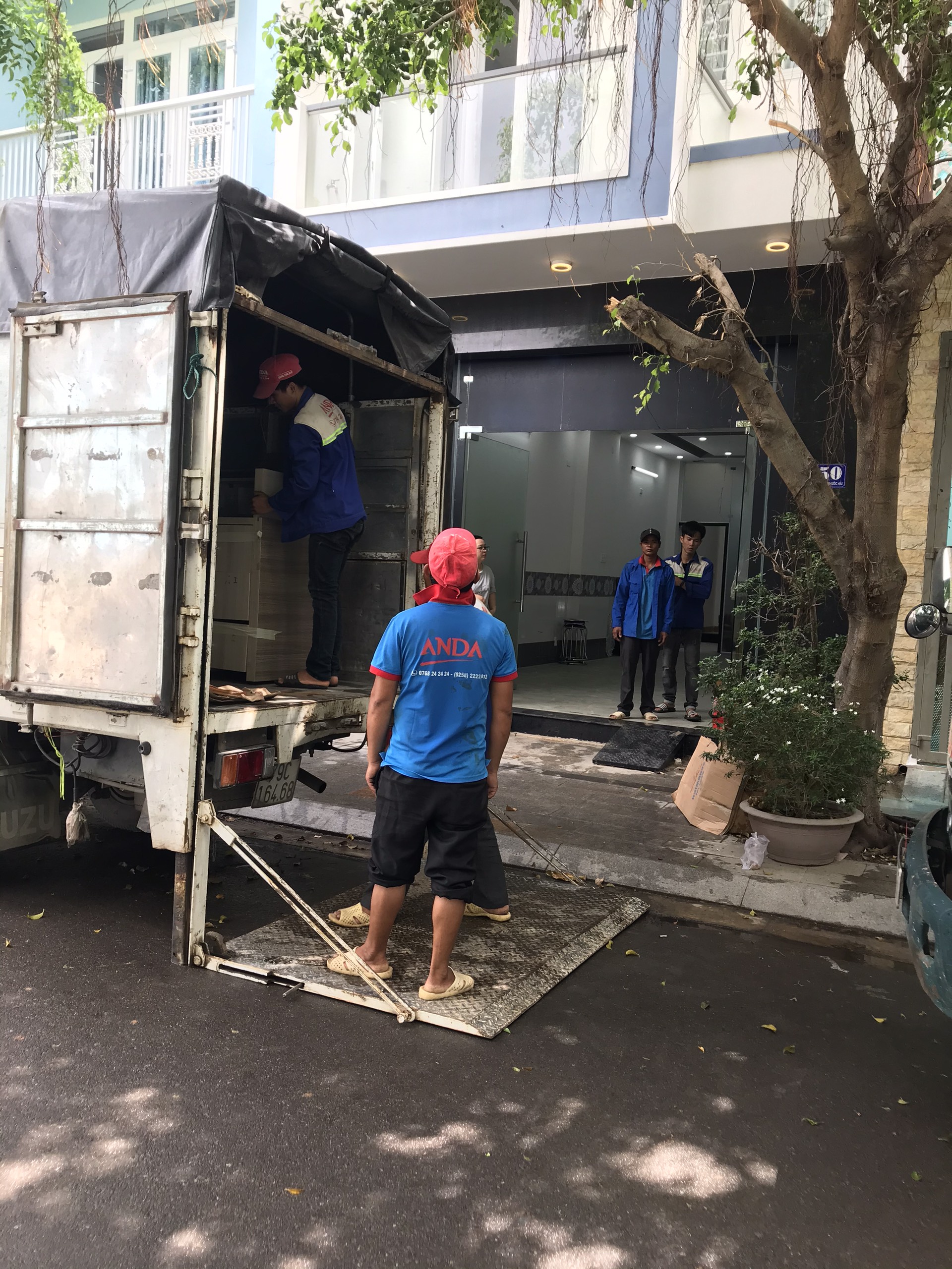 Dịch vụ thuê xe tải theo giờ tại Nha Trang