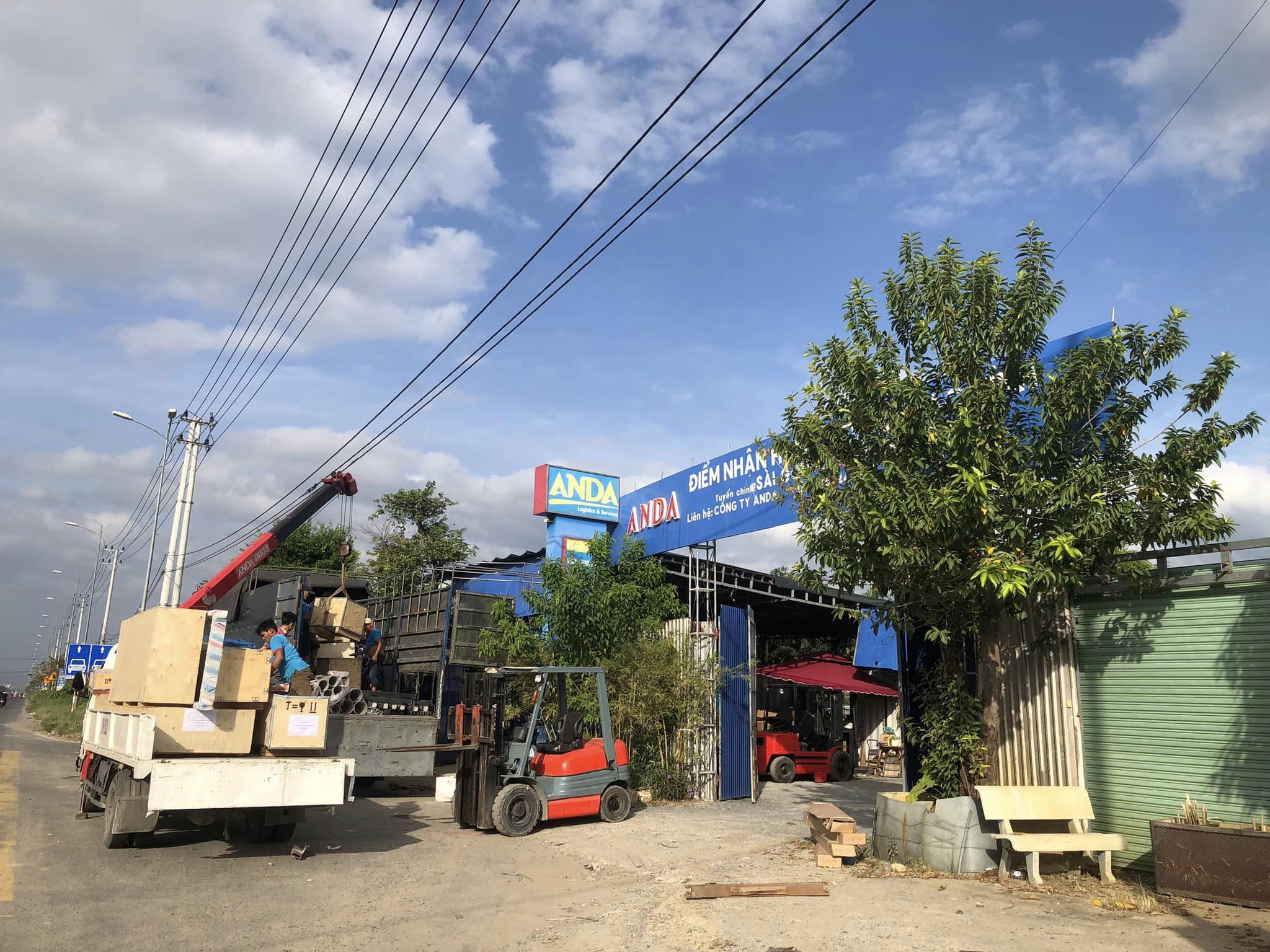 Vận chuyển hàng hóa toàn quốc uy tín, nhanh chóng, an toàn
